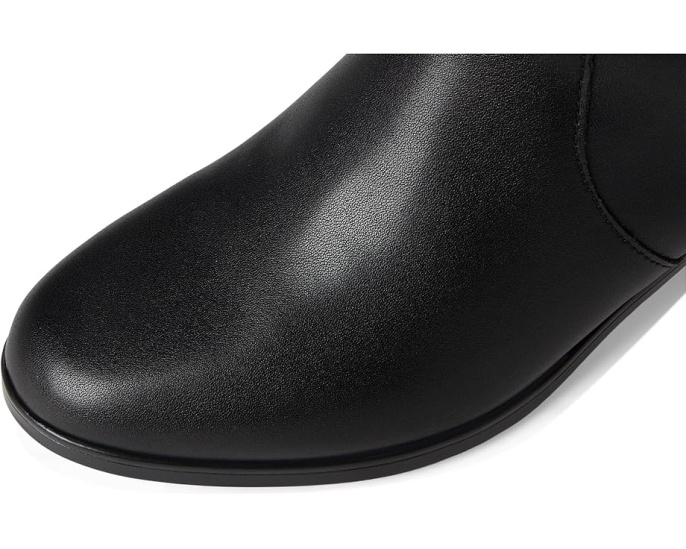 Ботинки Clarks Emily 2 Dream с круглым носком и ремешком