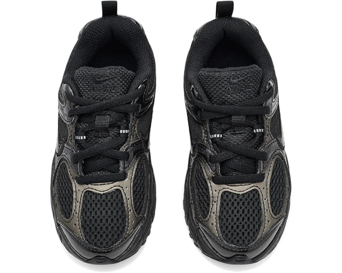 Детские кроссовки Nike V5 RNR с эластичными шнурками и пеной