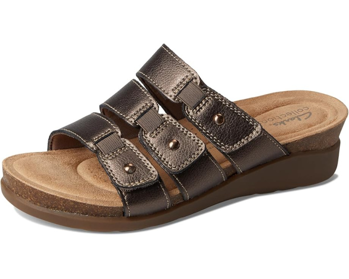 Сандалии Clarks Calenne Lily на трех ремешках с застежкой на липучке