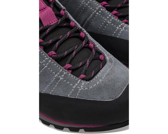 Кроссовки Scarpa Crux 2 Wmn для подходов с липкой подошвой