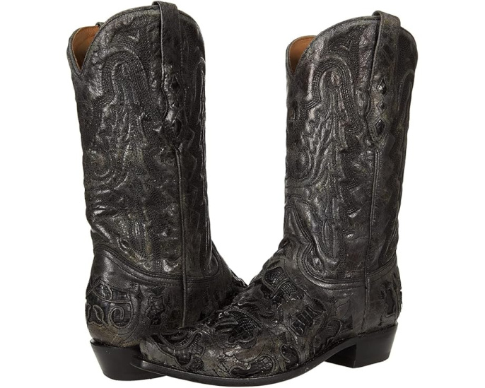 Сапоги A4116 от Corral Boots с зауженным носком и декоративным верхом