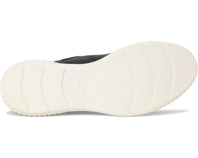 Кроссовки Clarks Caroline Janna из кожи с пеной Ultimate Comfort