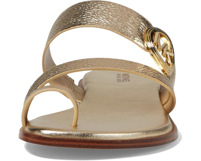 Шлепанцы MICHAEL Michael Kors Vera Flat Thong с амулетом и эластичной вставкой