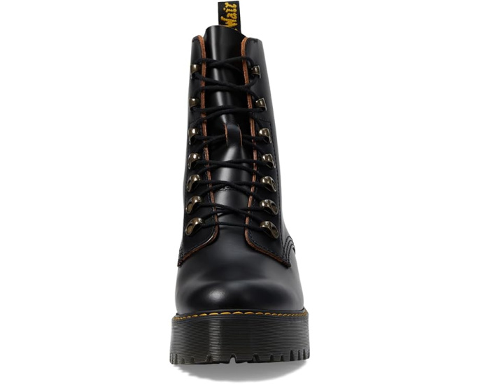 Ботинки Dr. Martens Leona с семью люверсами