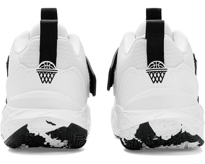 Детские баскетбольные кроссовки Nike Kids Team Hustle D 12 для улицы