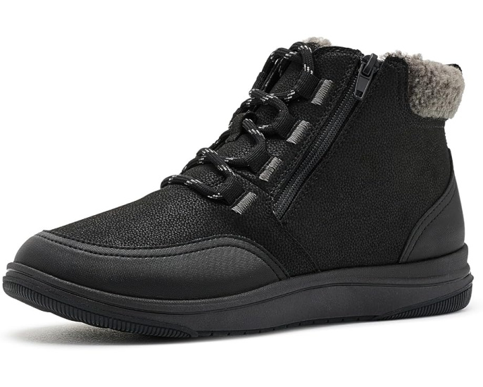 Ботинки Clarks Breeze Moss в спортивном стиле