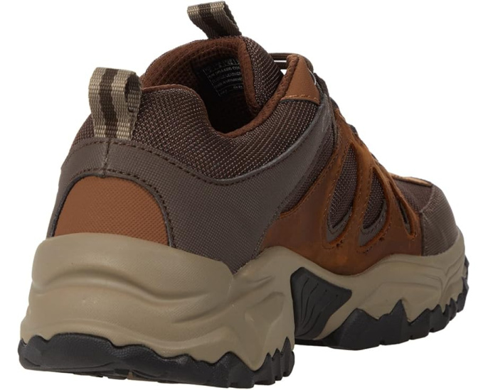 Кроссовки Skechers Relaxed Fit Terraform Selvin с цепкой подошвой
