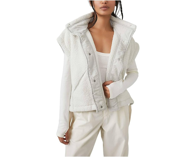 Жилет FP Movement Scout It Out Vest цвета Birch Tree