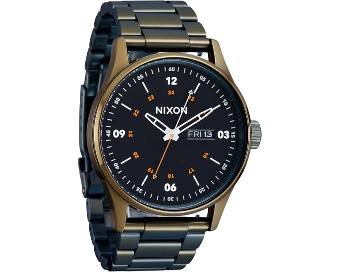 Часы Nixon Sentry из нержавеющей стали с японским кварцевым механизмом