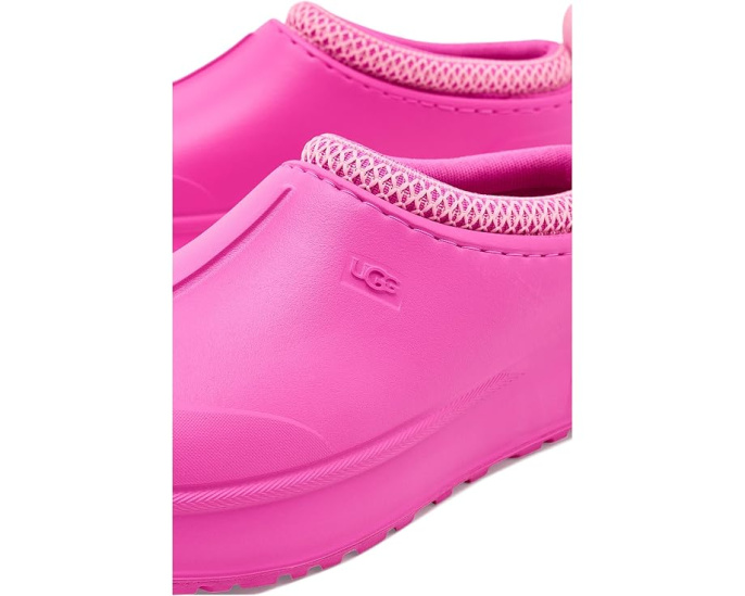 Ярко-розовые сабо UGG Tazz Molded