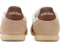 Повседневные кроссовки adidas Barreda Low с низким силуэтом