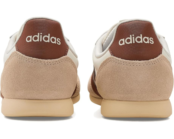 Повседневные кроссовки adidas Barreda Low с низким силуэтом
