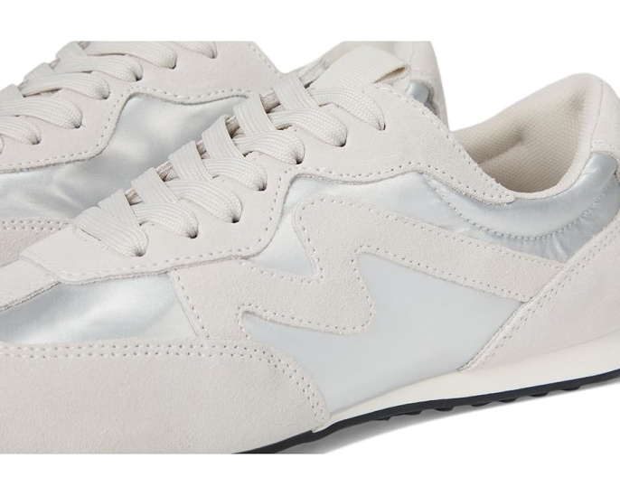 Кроссовки Casper от Steve Madden