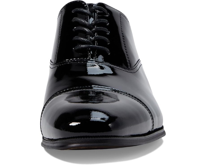 Оксфорды Florsheim Tux Cap Toe для особых случаев с мыском
