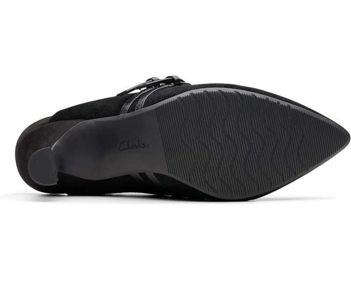 Сандалии Clarks Kataleyna Eve из замши на котячьем каблуке