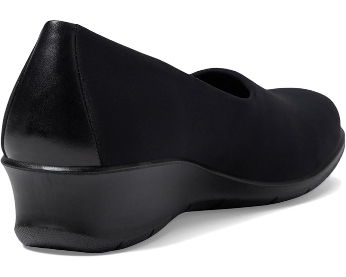 Мокасины ECCO Felicia Stretch с технологией Comfort Fibre System