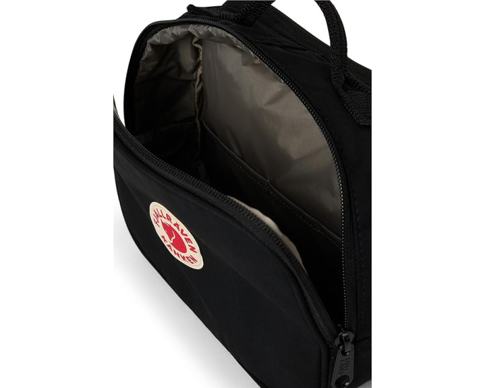 Дорожная косметичка Kånken Toiletry Bag от Fjällräven из переработанного материала