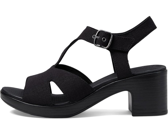 Босоножки Bzees Everly Strappy на блочном каблуке с технологией Cloud