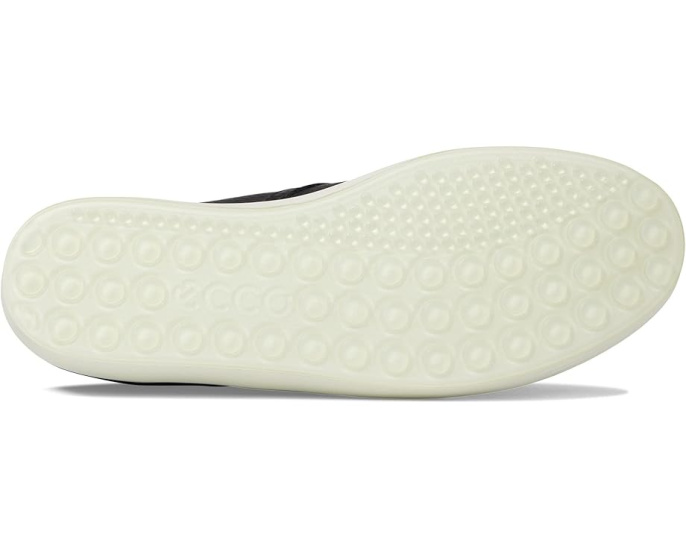 Soft 7 Casual Slip-On Sneaker