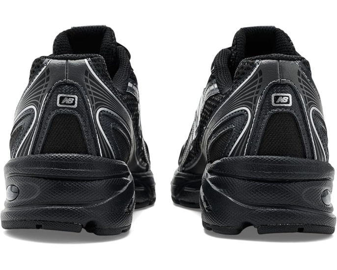 Кроссовки New Balance 740 на шнурках для детей