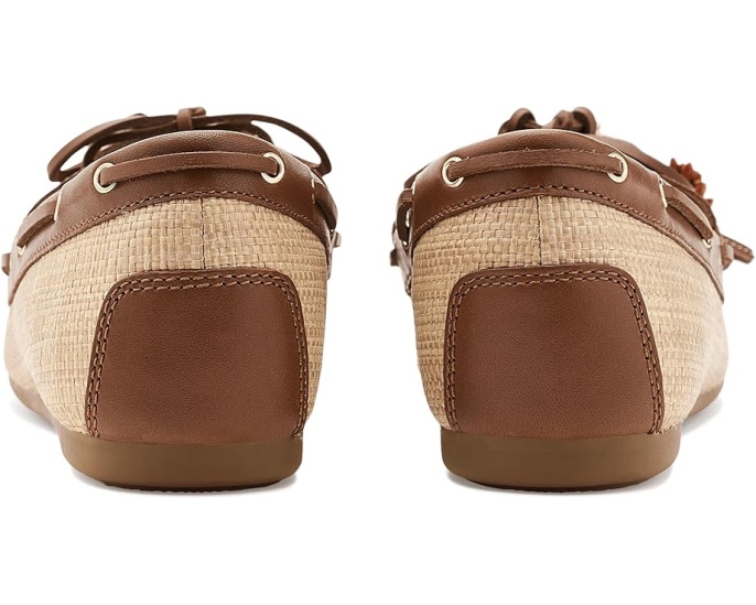 Обувь MICHAEL Michael Kors Fallon Moc с миндалевидным носком и декоративными бусинами
