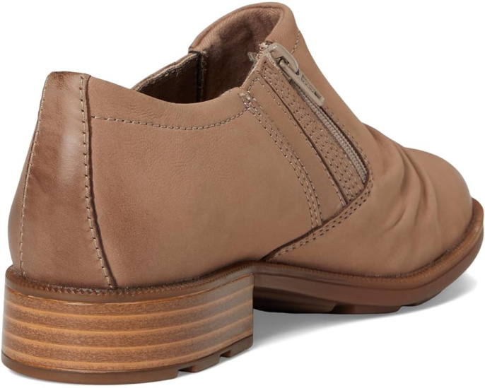 Ботинки-челси Clarks Adalynn Ezra из нубука с боковой молнией