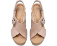 Босоножки Clarks Giselle Dove на клине с перекрещивающимися ремешками