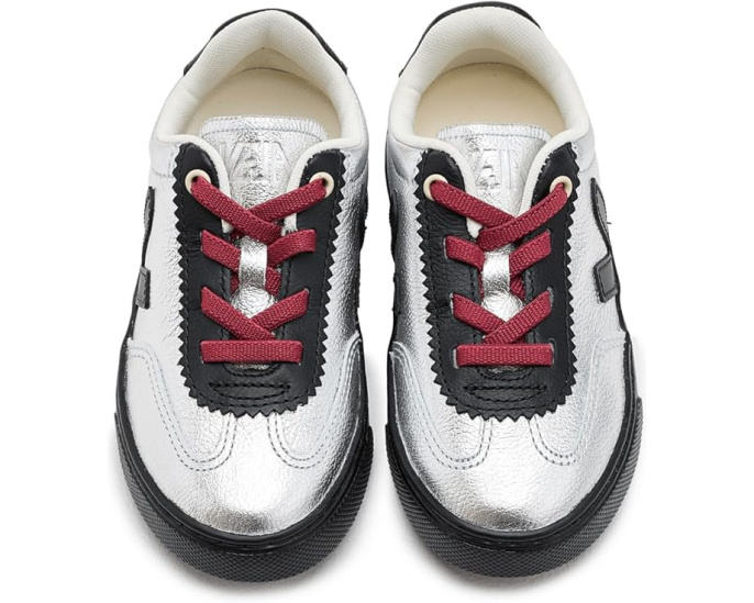 Детские кроссовки VEJA Kids Small Volley из органической кожи