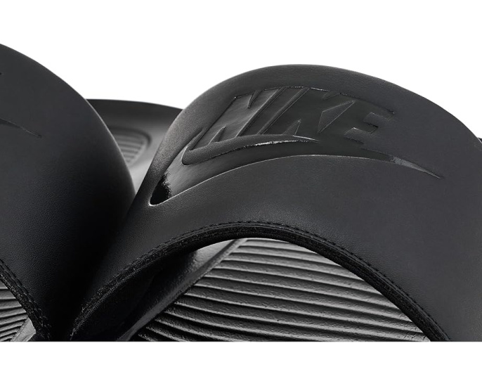 Сланцы Nike Victori One с мягкой пеной и контурным узором