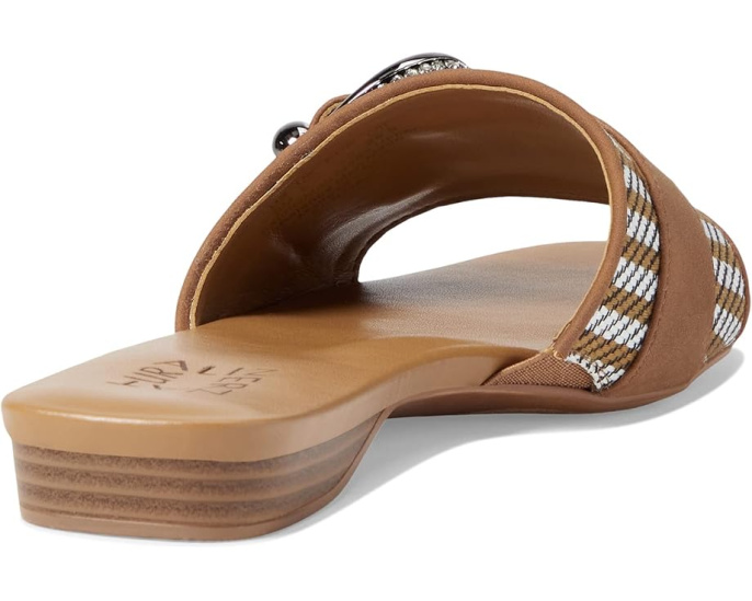 Босоножки Naturalizer Santiago с открытым мысом и технологией Contour+ Comfort