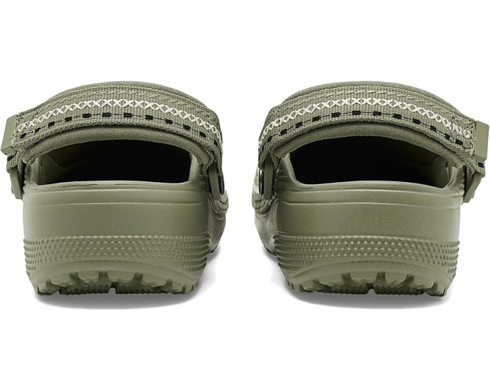 Сабо Classic Crafted Canvas Vegan Suede Stitch от Crocs