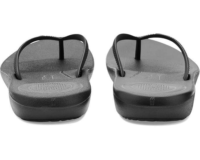 FitFlop Iqushion Textured-Strap Flip-Flops с клиновидным каблуком