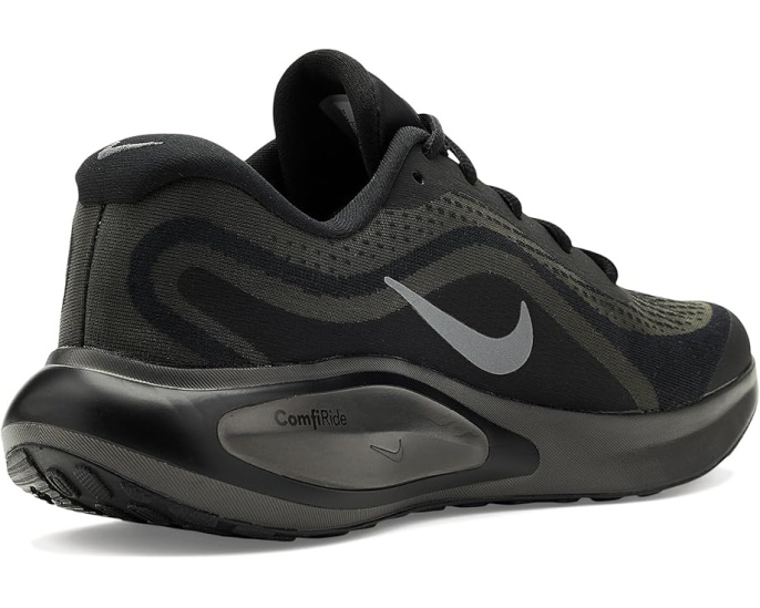 Беговые кроссовки Nike Journey Run с пеной ComfiRide