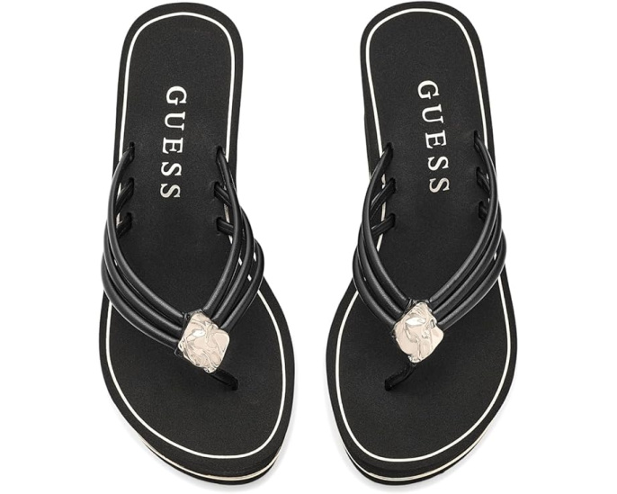 Босоножки GUESS Sabrie на платформе и танкетке