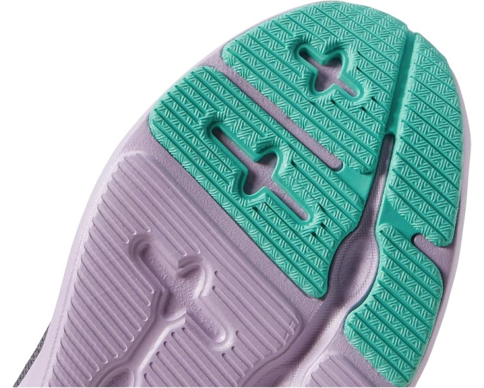 Детские кроссовки Under Armour Charged Pursuit 3 с эластичными шнурками
