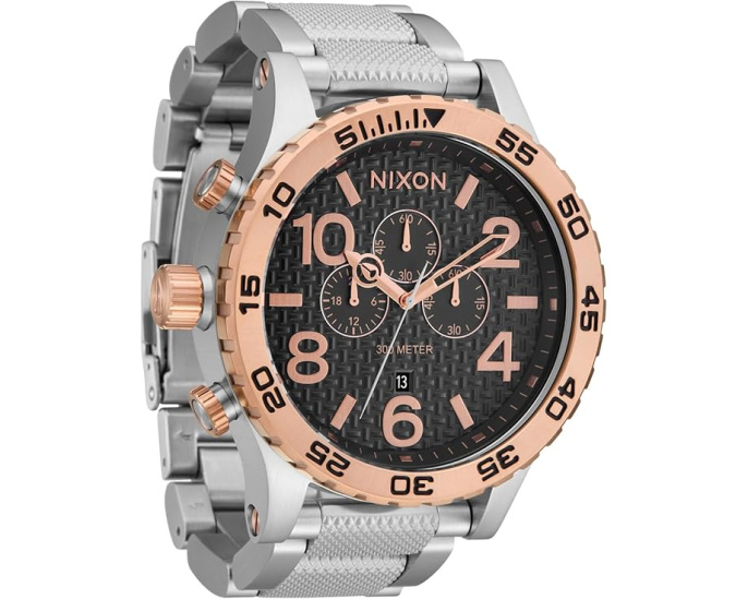 Nixon 51-30 Chrono с хронографом и водонепроницаемостью 300 метров