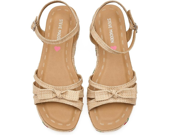 Детские сандалии Steve Madden Magenta на платформе с плетеными бретелями и вышивкой
