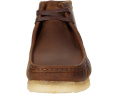 Ботинки Clarks Wallabee из кожи или замши на подошве из натурального крепа