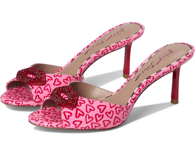 Босоножки Casidy на шпильке с открытым носком и сверкающим декором от Blue by Betsey Johnson