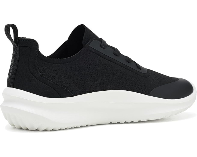 Кроссовки Clarks Solevana Ria на шнуровке