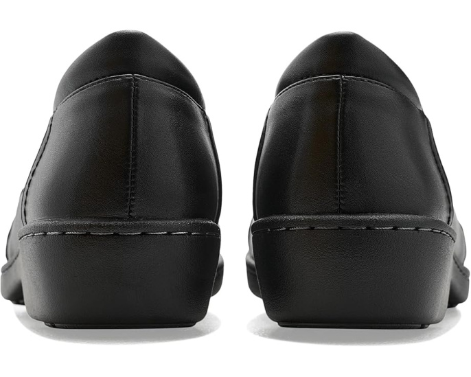 Сандалии Miami Y-strap Platform на платформе от Crocs