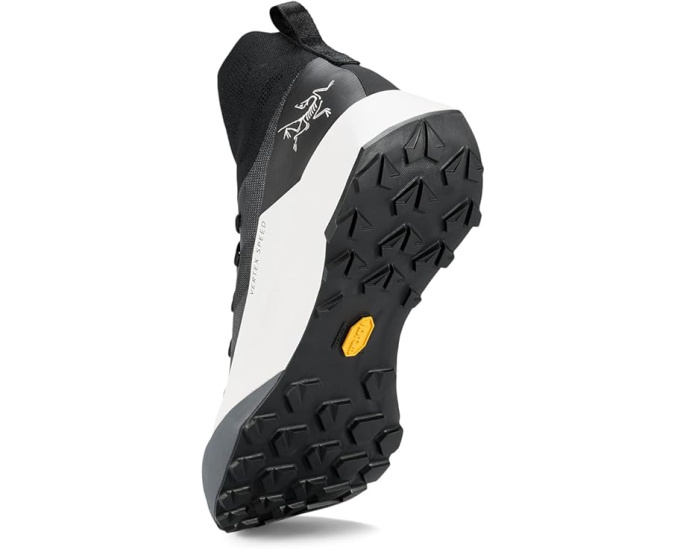 Треккинговые ботинки Arc'teryx Vertex Speed с двухплотностной подошвой