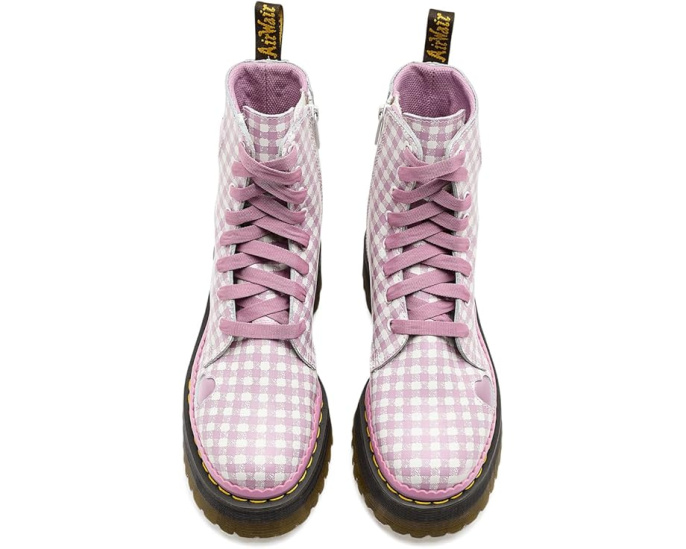 Ботинки Dr. Martens Jadon Heart с аппликацией в виде сердца на шнуровке