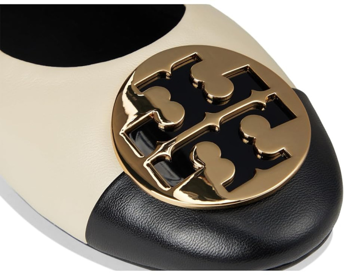 Балетки Tory Burch Claire с круглым носком и логотипом на мыске на резиновой подошве