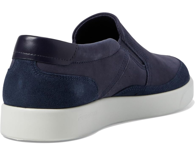 Кроссовки ECCO Street Lite Slip On с ретро спортивным дизайном