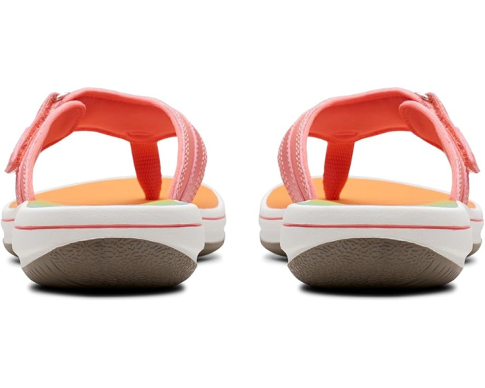 Сандалии-слипоны Clarks Breeze Sea с цветочным дизайном
