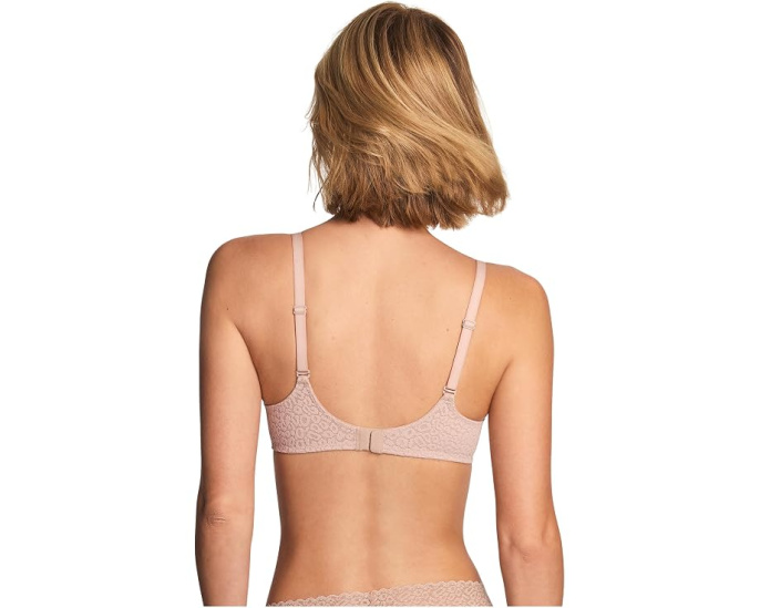 Бюстгальтер High Bar Plunge Underwire от Wacoal с низким вырезом