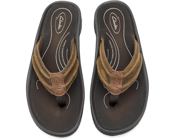 Кожаные шлепанцы Clarks Wesley Surf с подошвой из ЭВА