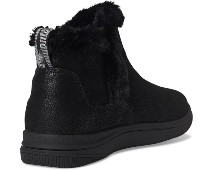 Ботинки Clarks Breeze Fur с искусственным мехом и съемной стелькой