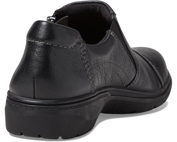 Туфли Clarks Carleigh Ray на плоской подошве с кожаным верхом и молнией